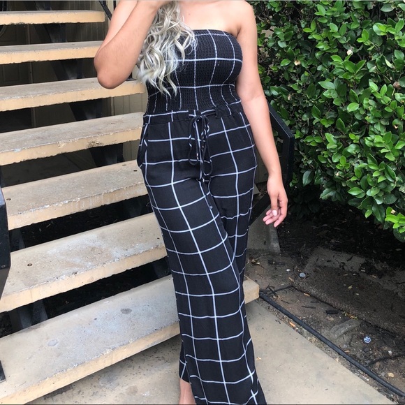 Fashion Nova Pants - Barely worn fashion nova romper